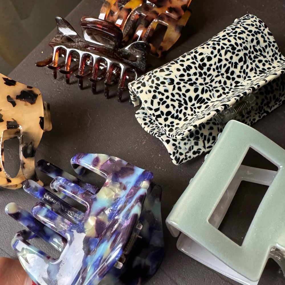 Hair clips ! Perfect condition